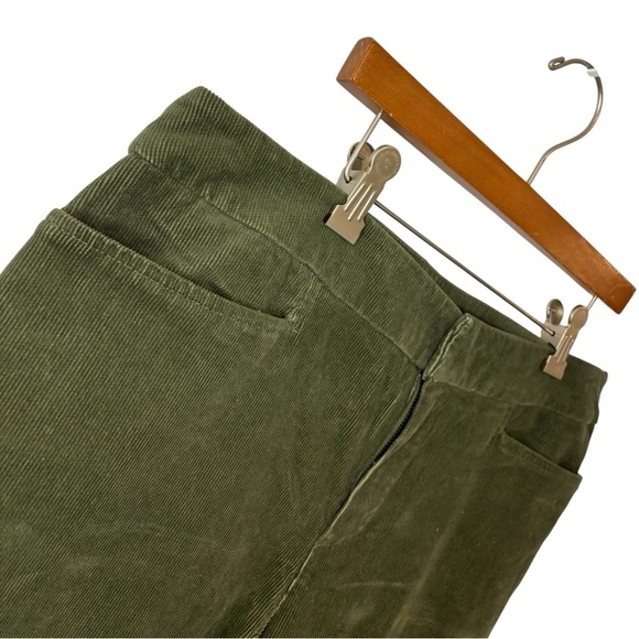 NWT JONES SPORT Green Corduroy Stretch straight leg Pants, Size 10 - Picture 2 of 11